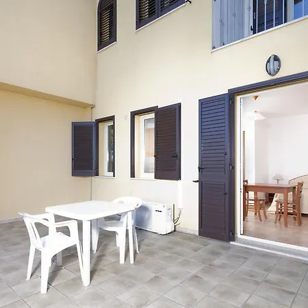 Aparthotel Holiday Homes Otranto