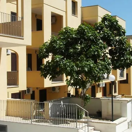 Holiday Homes Aparthotel